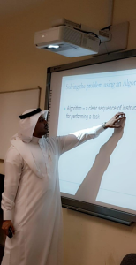 Students of Al-Tomouh Preparatory School at Jamoum Pay a Visit to Jamoum Computer Science Department